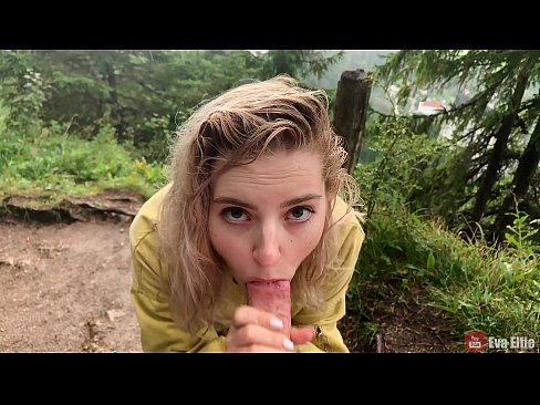 ❤️ Merch yn llyncu cum ar ôl blowjob cyhoeddus - Eva Elfi ❌ Fideo ffwc wrthon ni ️❤